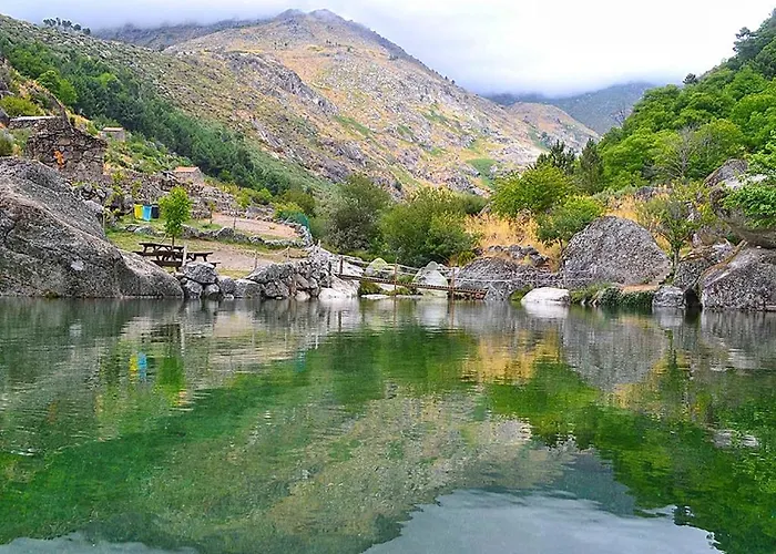 Feriehus Quinta Da Cavada - Medronh'al Oliveira do Hospital