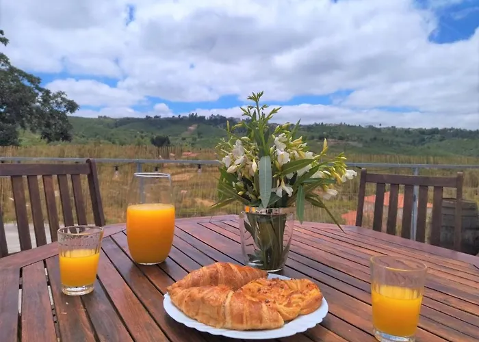 Quinta Da Cavada - Medronh'al Oliveira do Hospital